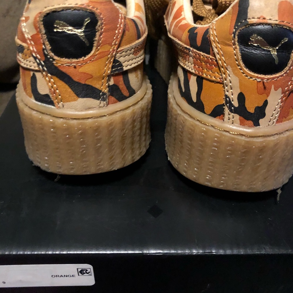Camouflage Fenty puma woman’s sneakers size 8